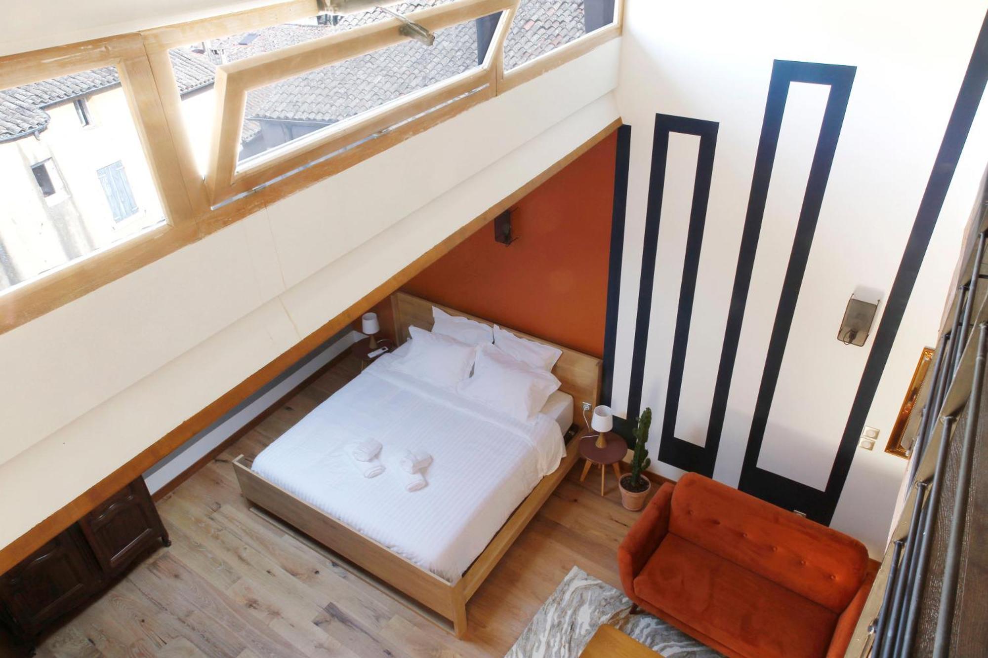 La Maison D'En Bas Des Seigneurs Cucuron Ngoại thất bức ảnh