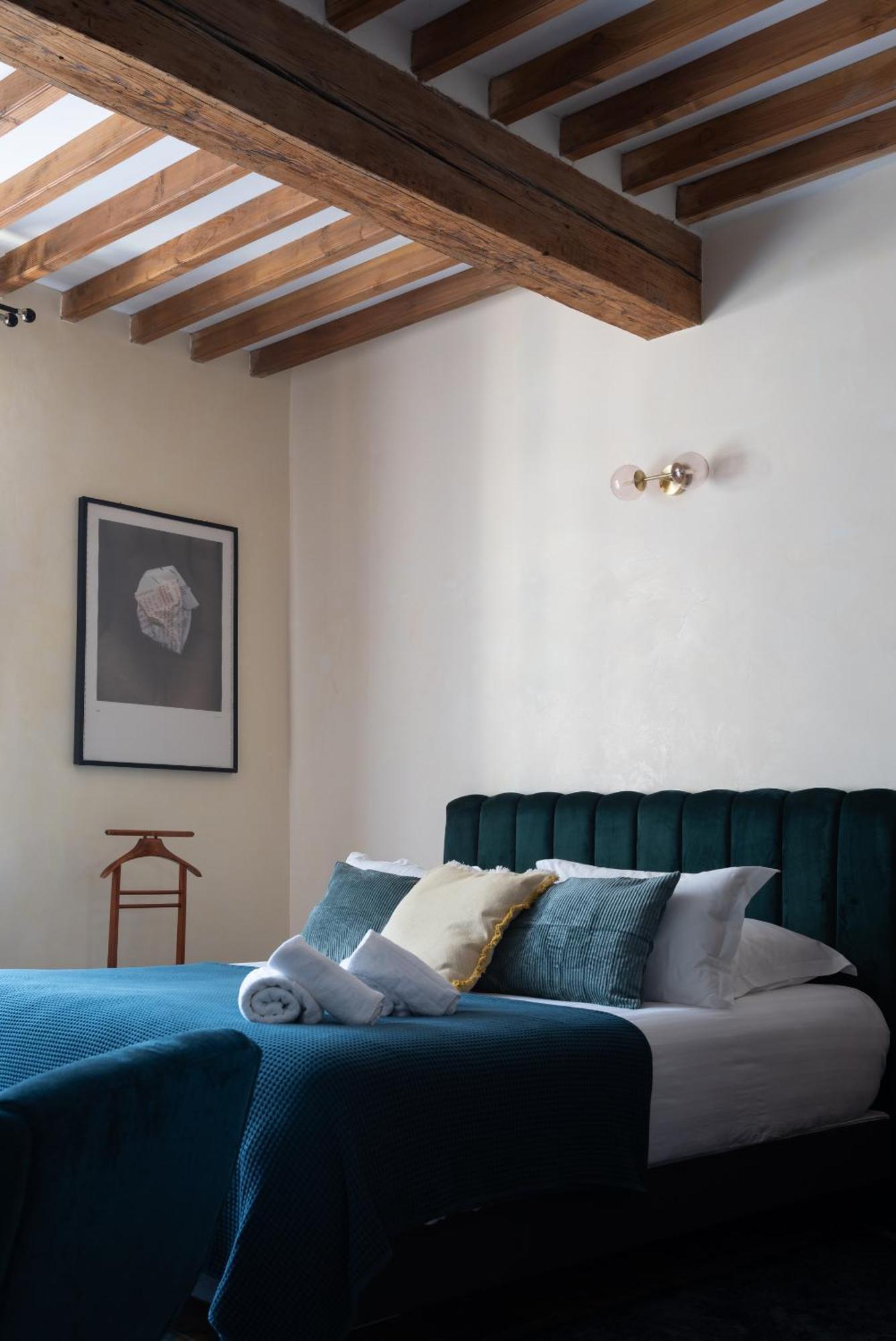 La Maison D'En Bas Des Seigneurs Cucuron Phòng bức ảnh