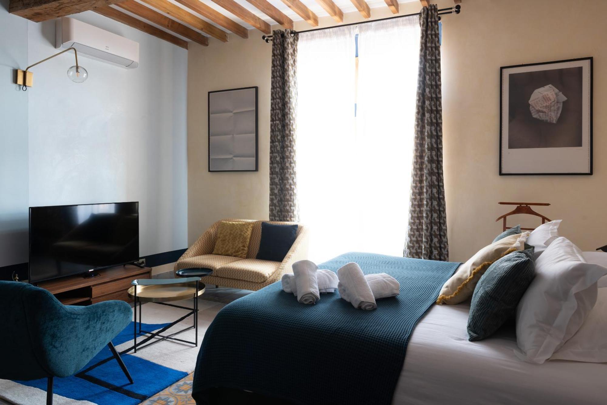 La Maison D'En Bas Des Seigneurs Cucuron Ngoại thất bức ảnh