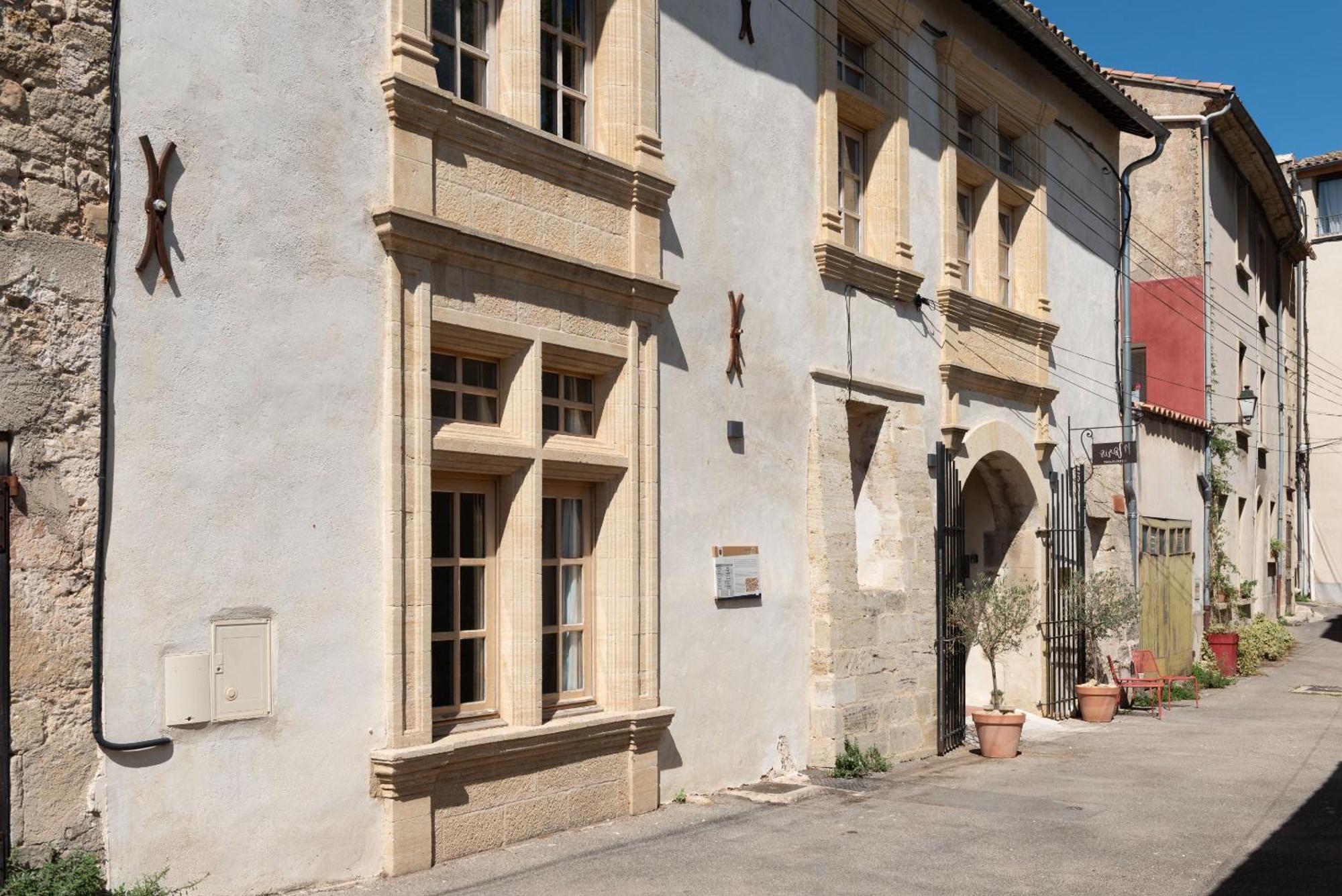 La Maison D'En Bas Des Seigneurs Cucuron Ngoại thất bức ảnh