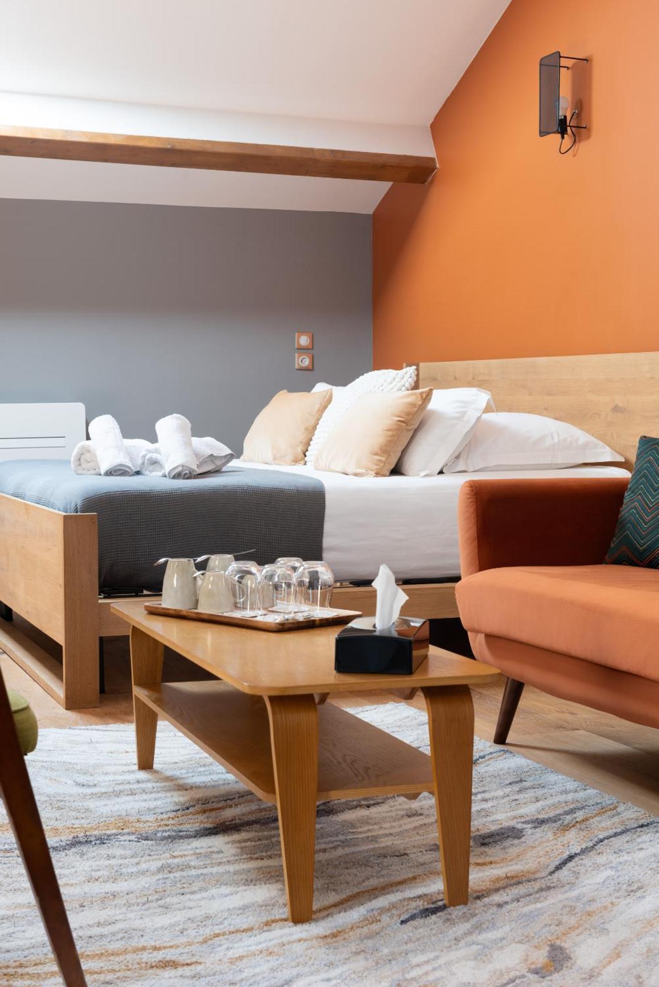 La Maison D'En Bas Des Seigneurs Cucuron Ngoại thất bức ảnh