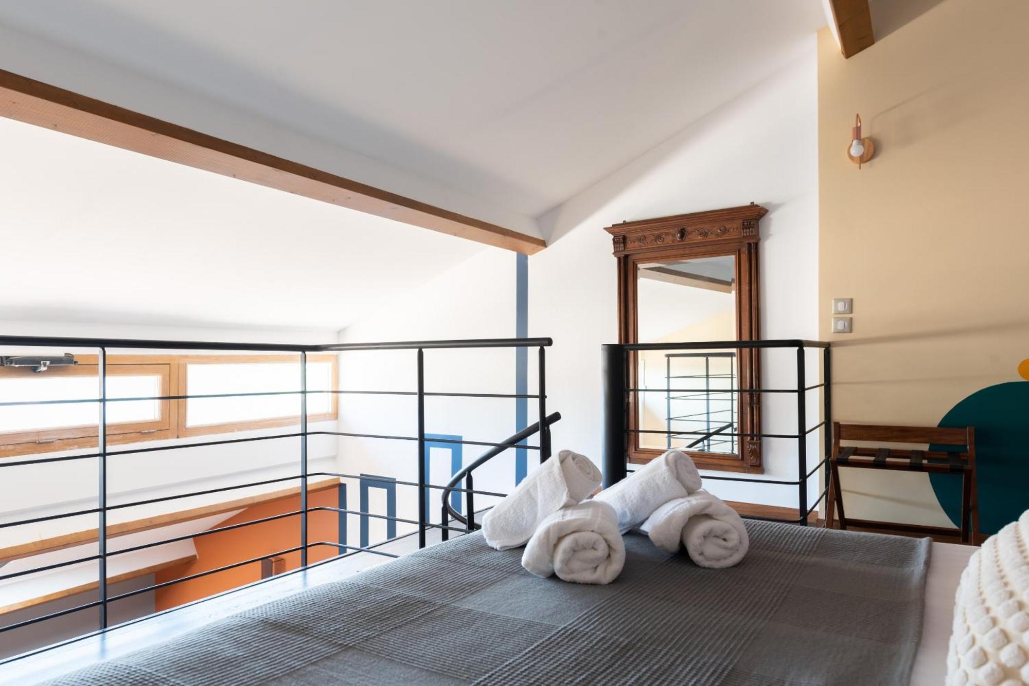 La Maison D'En Bas Des Seigneurs Cucuron Phòng bức ảnh